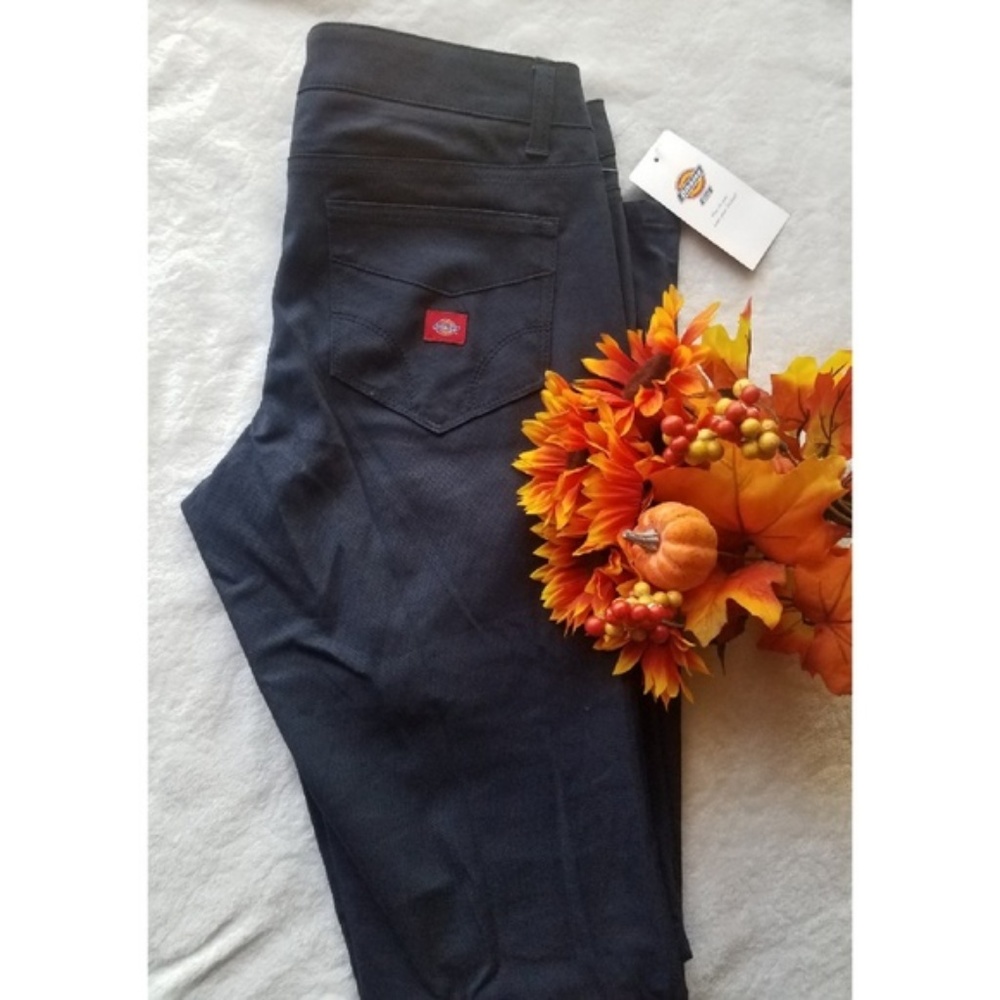 NWT Dickie's Girls Pants (OC2)